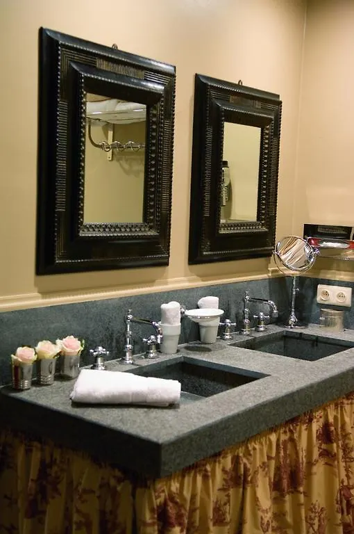 B&B Exclusive Guesthouse Bonifacius Bruges 4*,  Belgium
