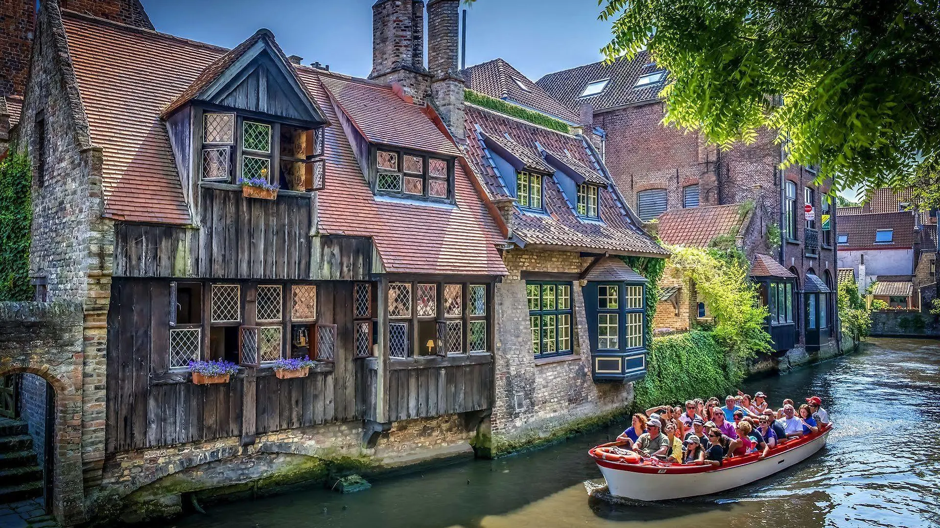 B&B Exclusive Guesthouse Bonifacius Bruges 4*,  Belgium